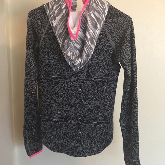 Nike girls quarter zip hoodie - Picture 2 of 2